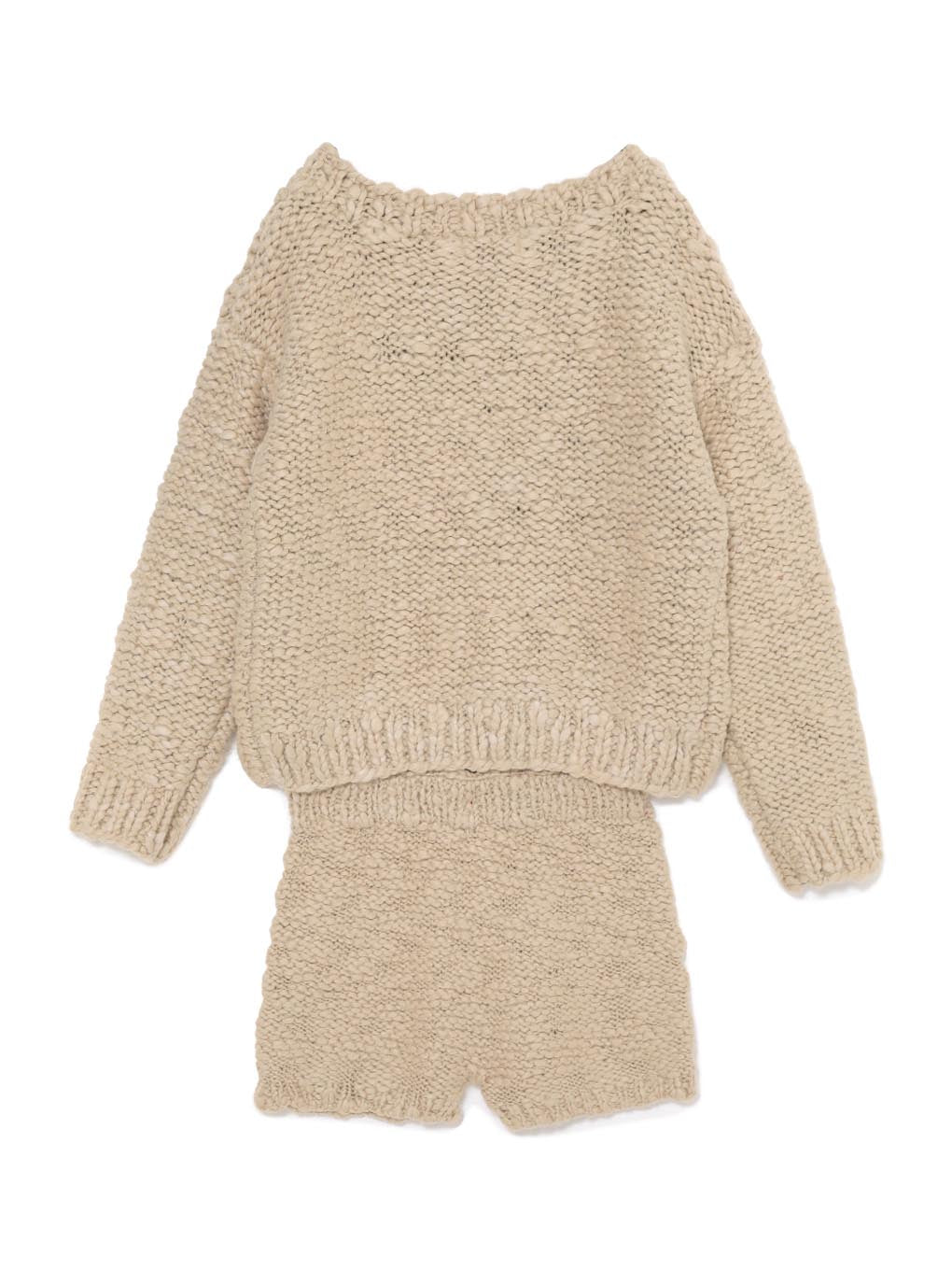 Fluffy handknit set up