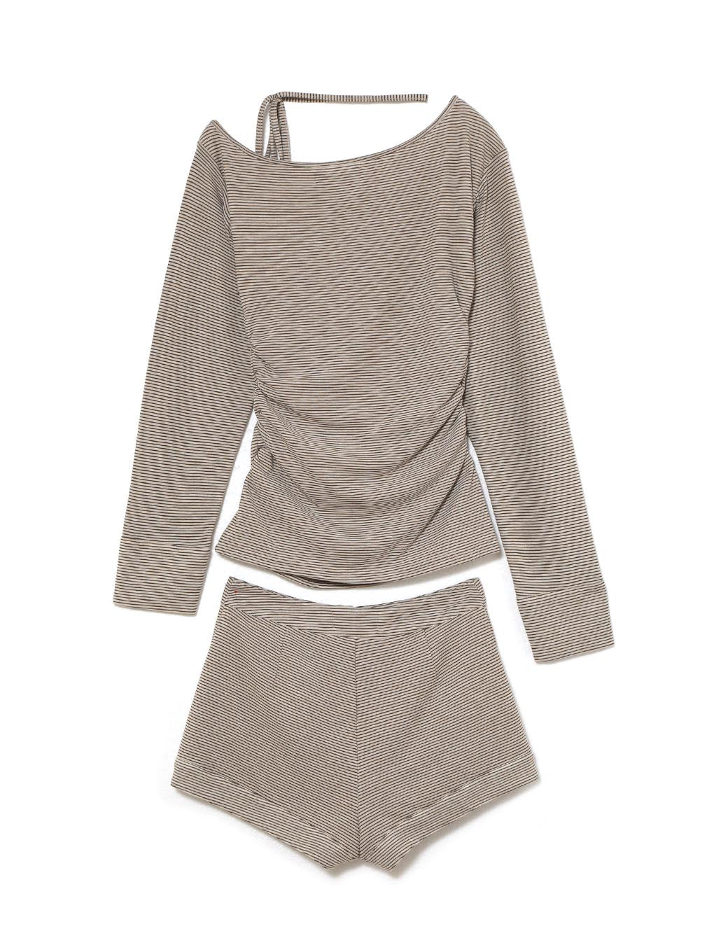 Wendy oneshoulder set up