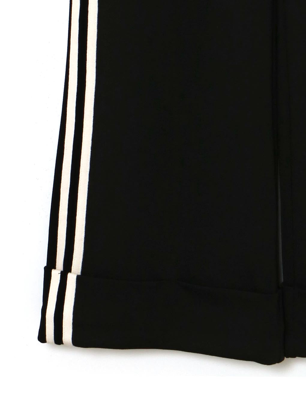 Eve line loose pants