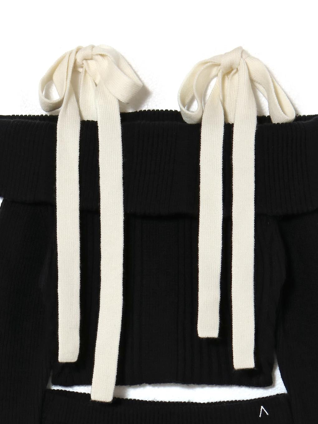 Rei ribbon offshoulder set up