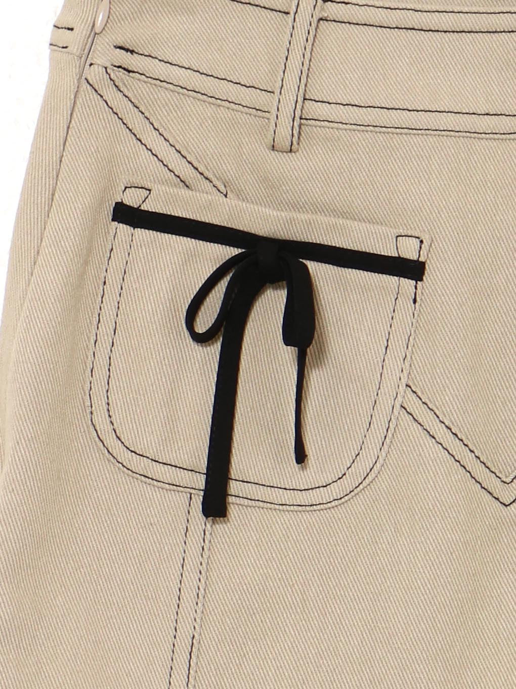 Back ribbon mini skirt