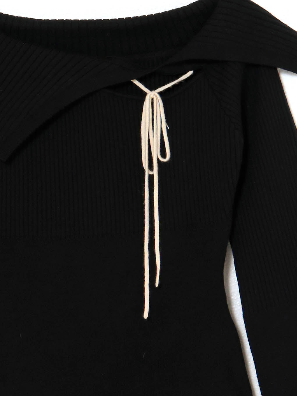 Amari ribbon tops