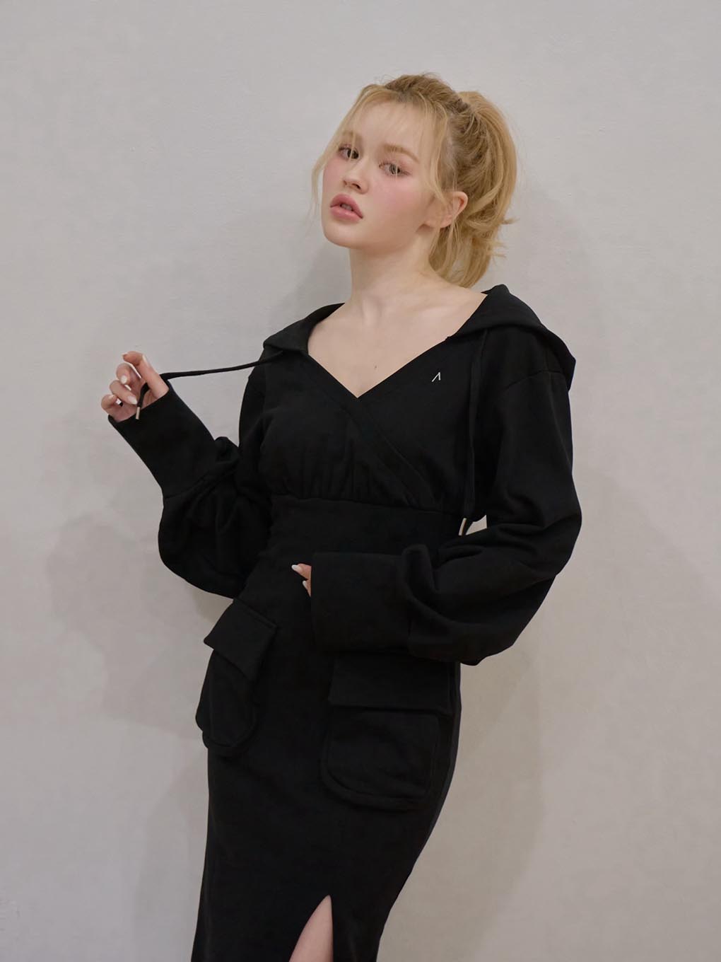 Ami pocket slit dress