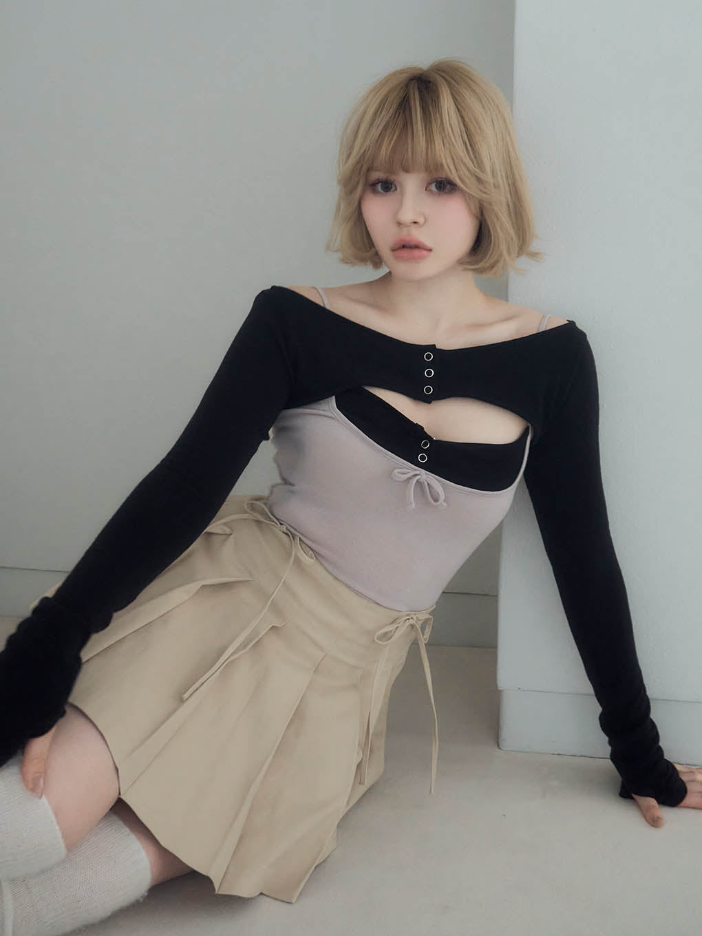 Jessica pleats mini skirt
