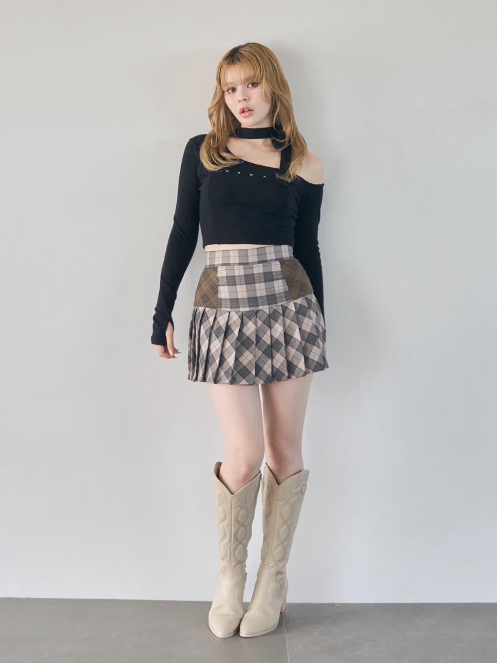 Nana ribbon oneshoulder tops
