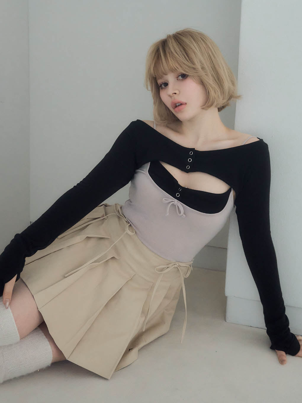 Jessica pleats mini skirt