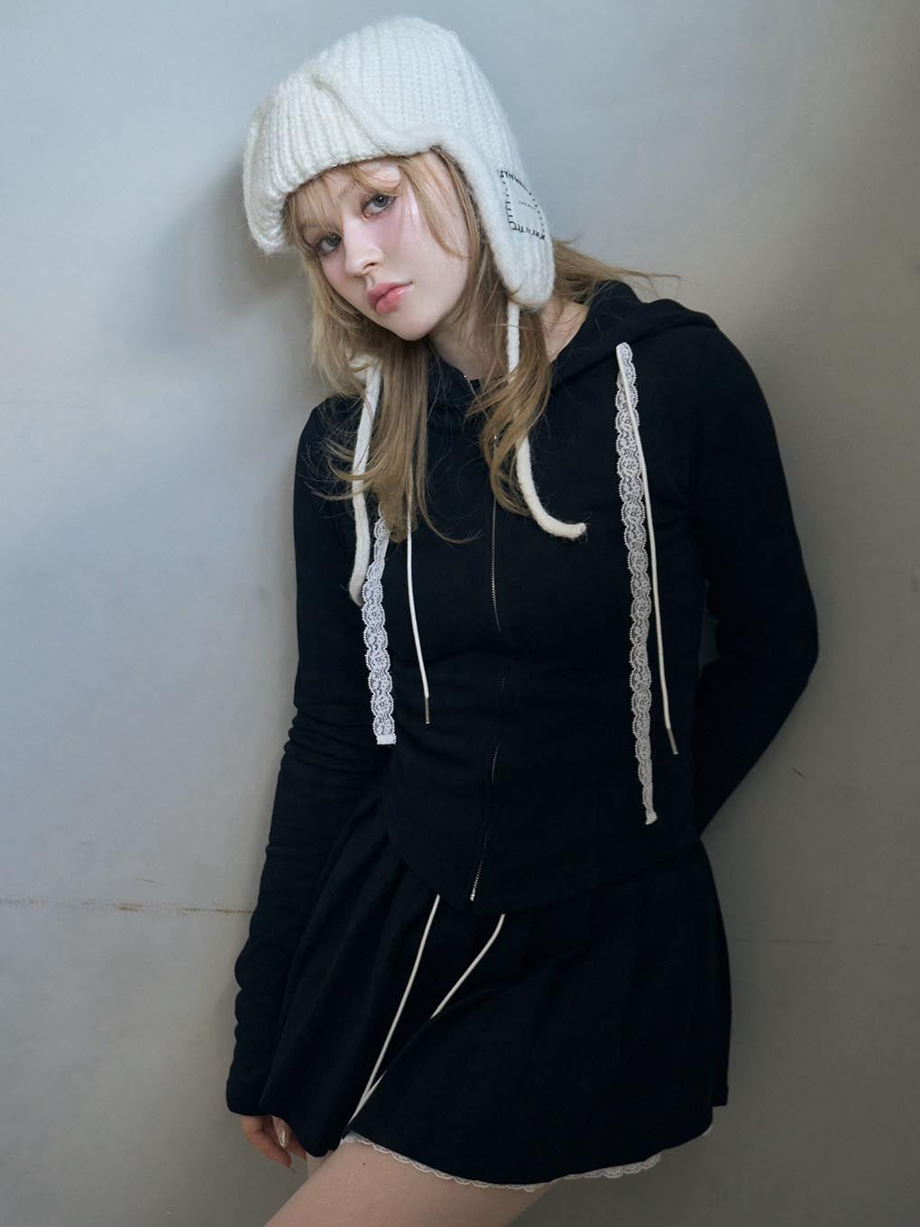 Mimi lace hood set up