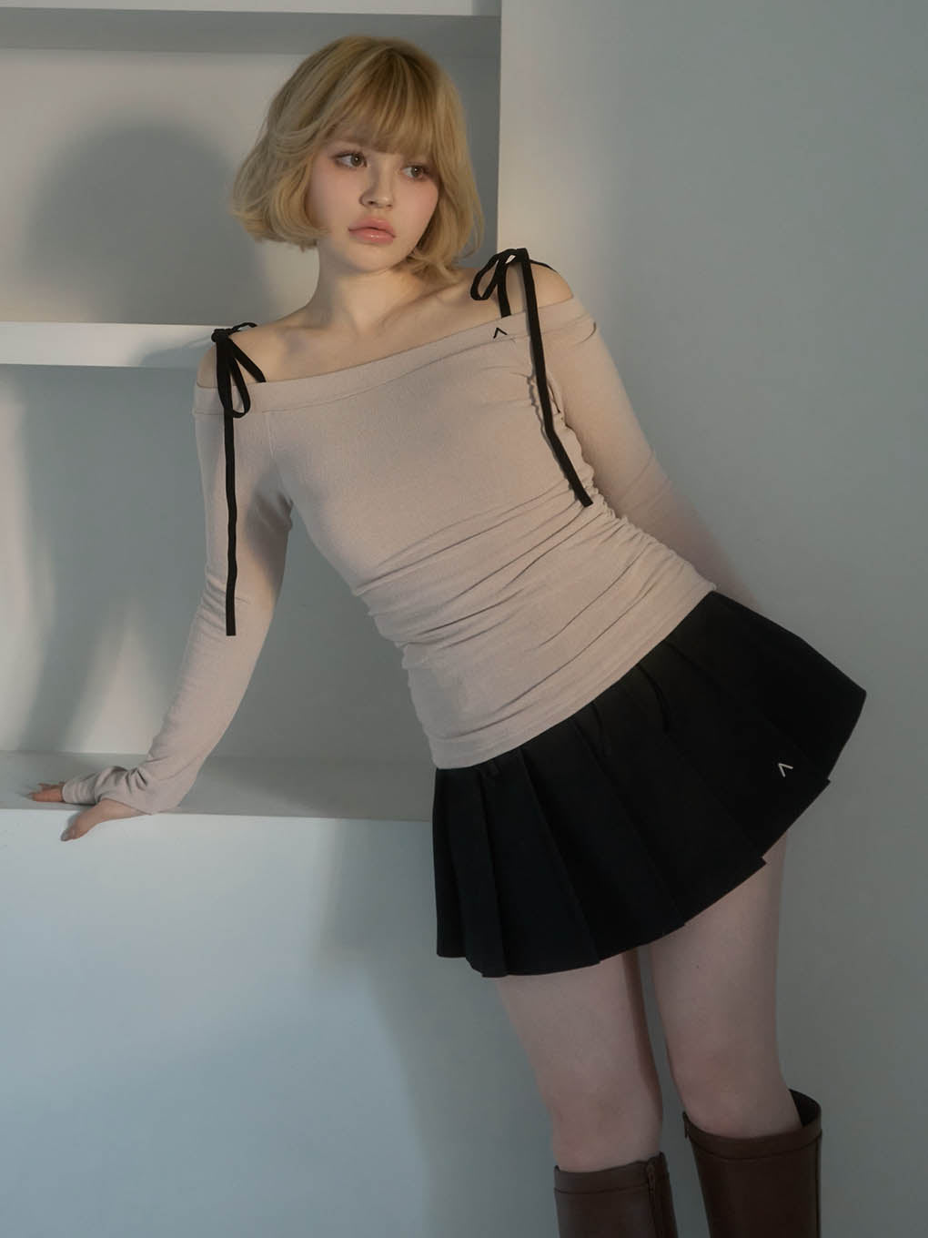 Jessica pleats mini skirt