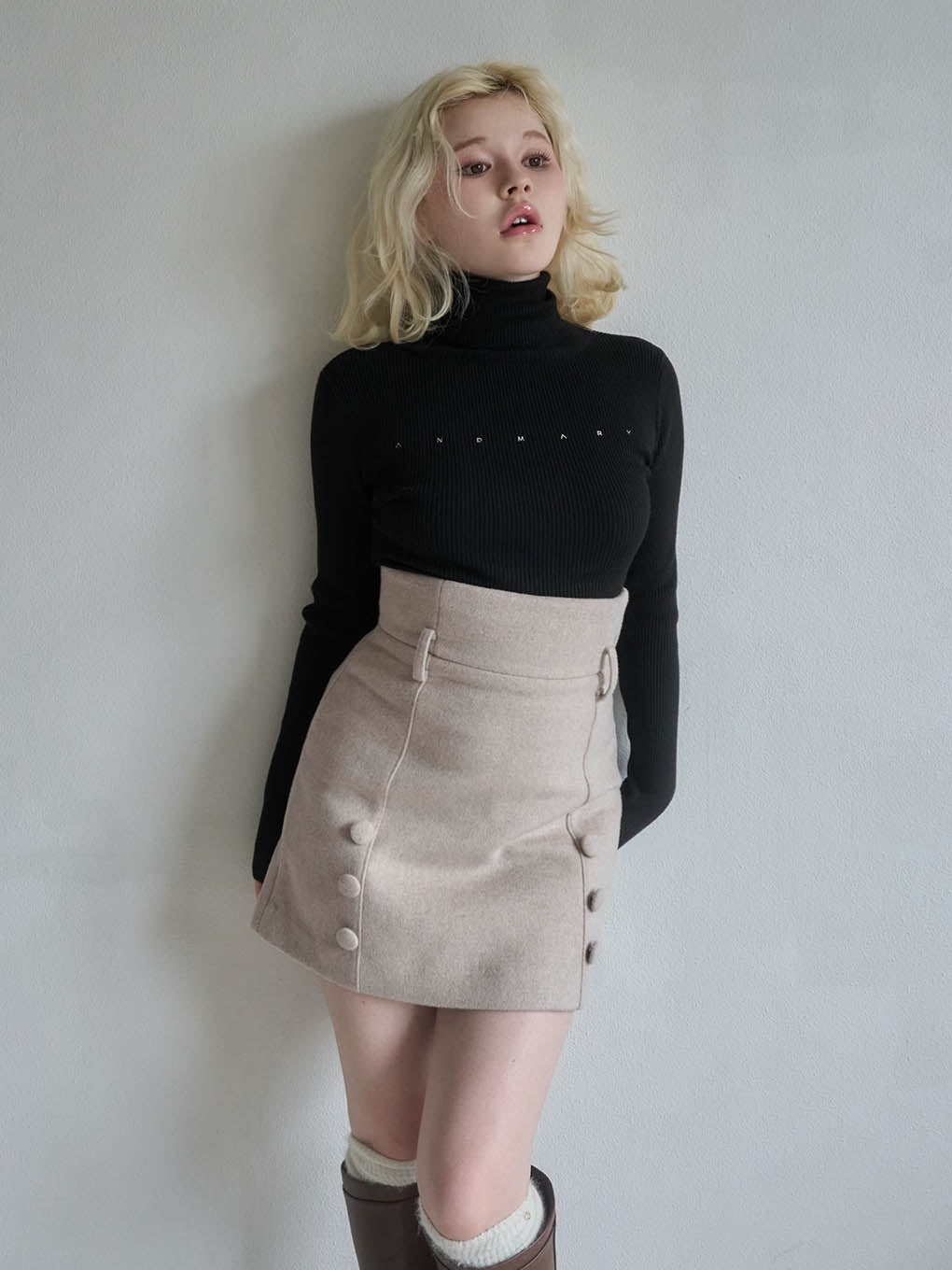 Mary turtle knit tops