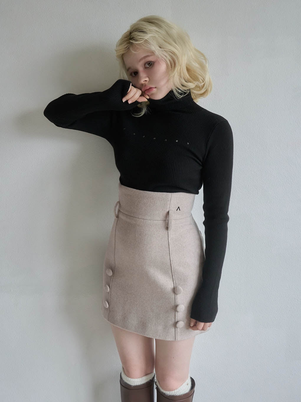 Mary turtle knit tops