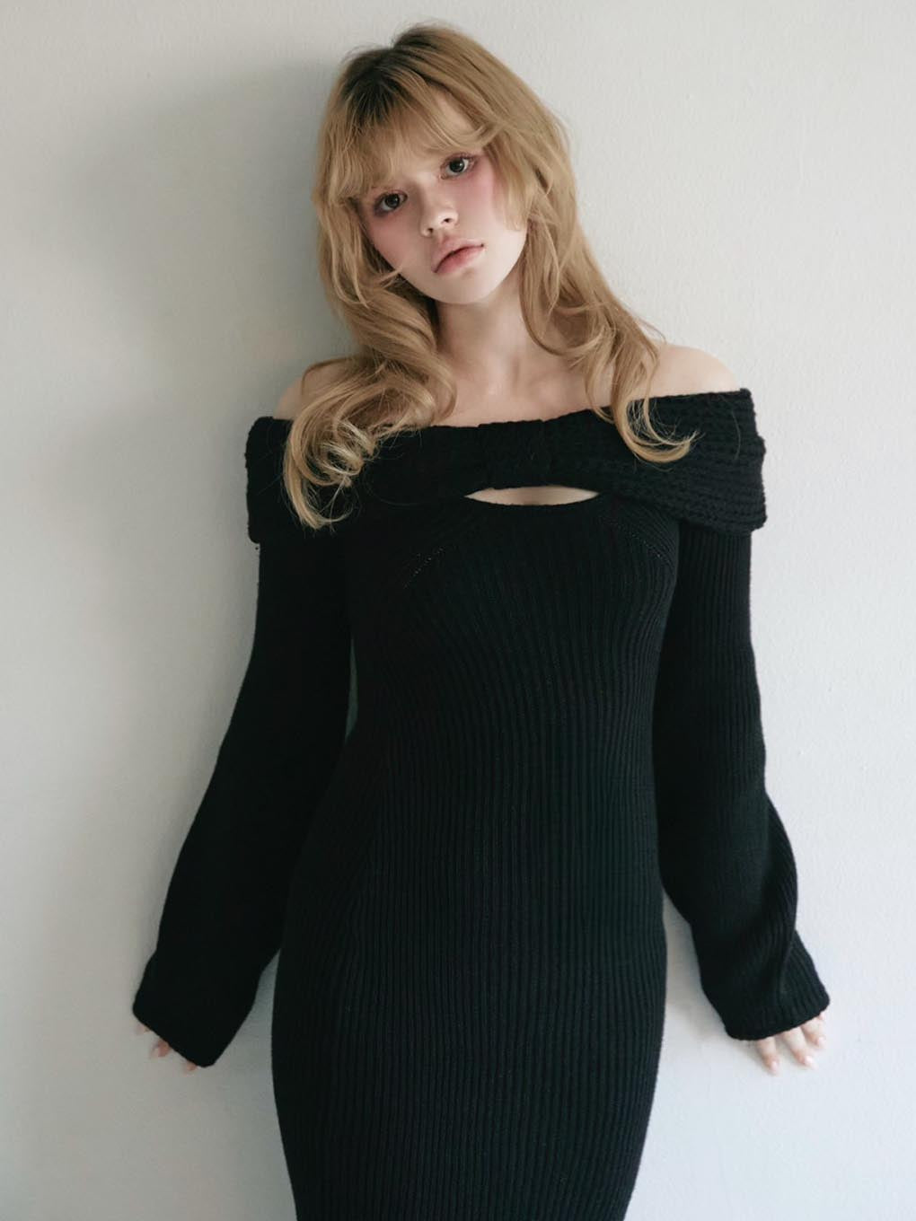 Amanda offshoulder knit dress