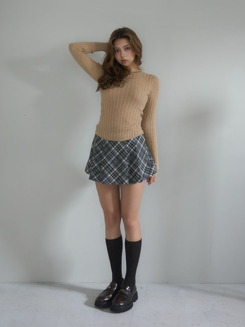 Logo knit tops