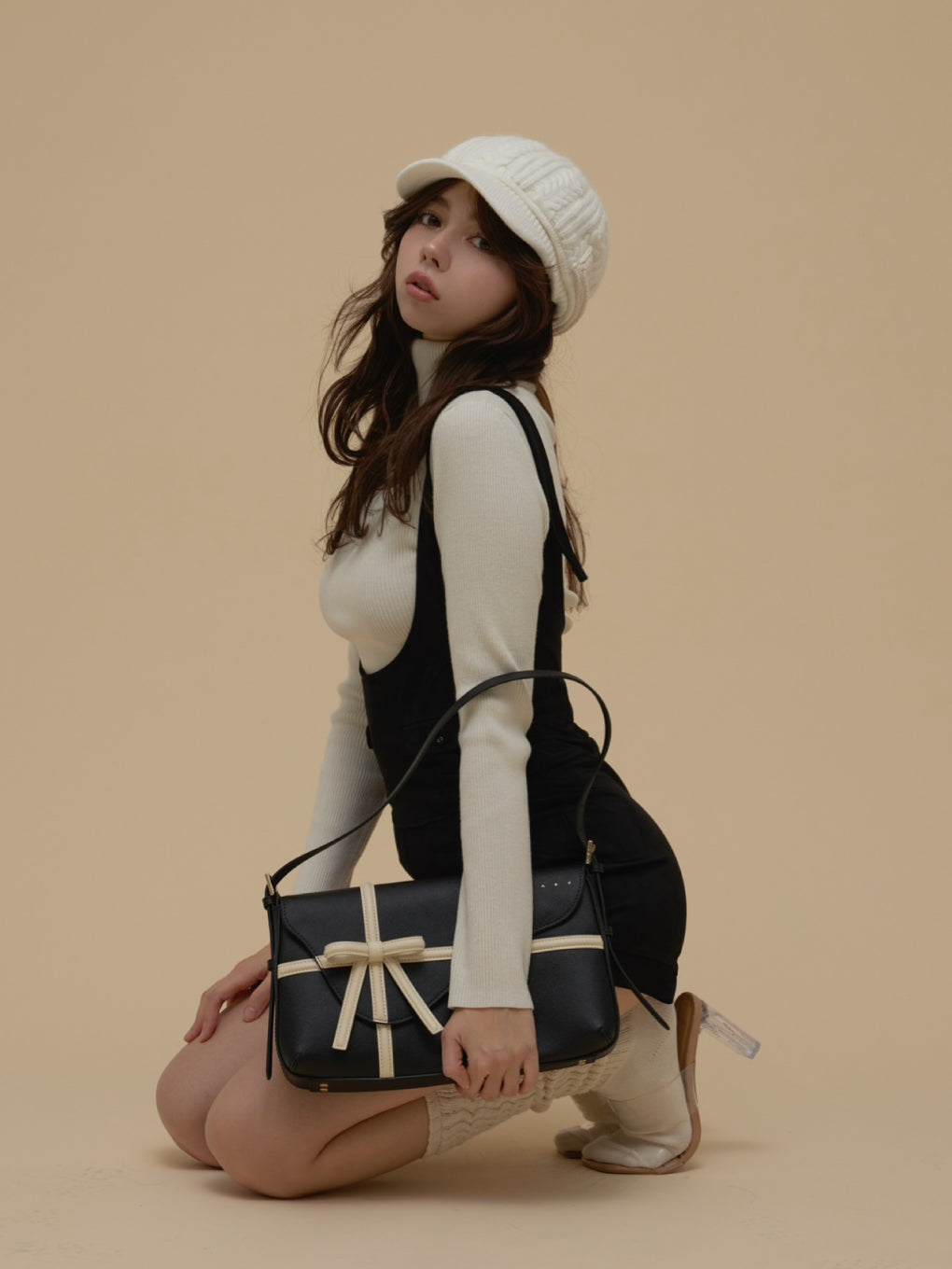 Valentine ribbon leather bag