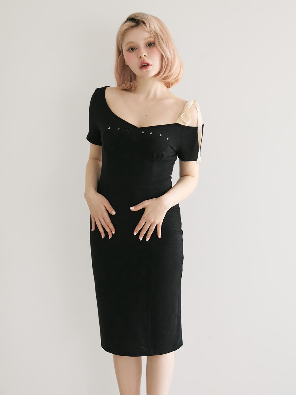 ANDMARY】Mary logo ribbon midium dress
