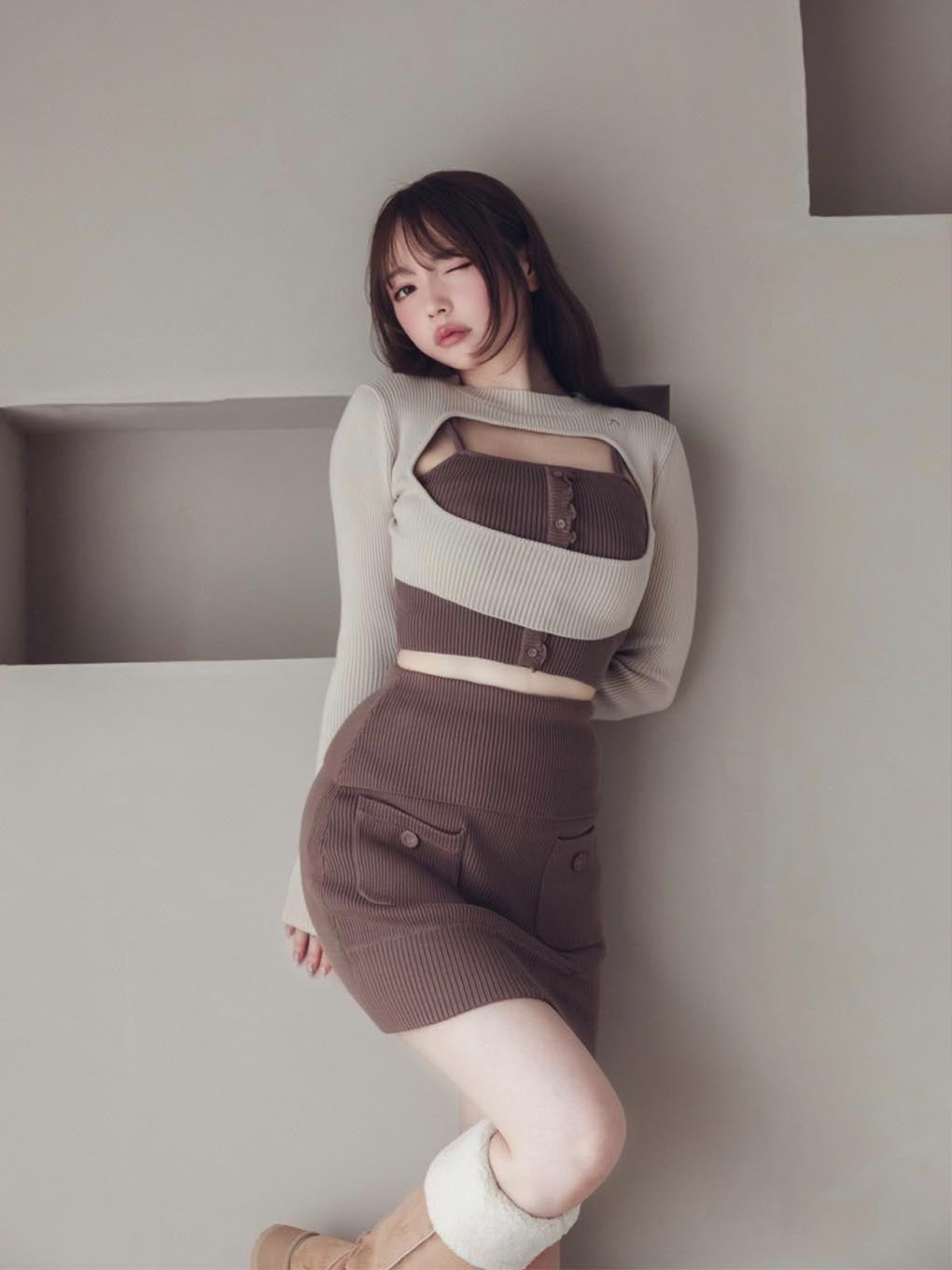 Carina knit mini skirt