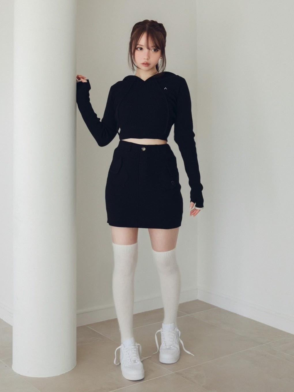 Heart point knit skirt
