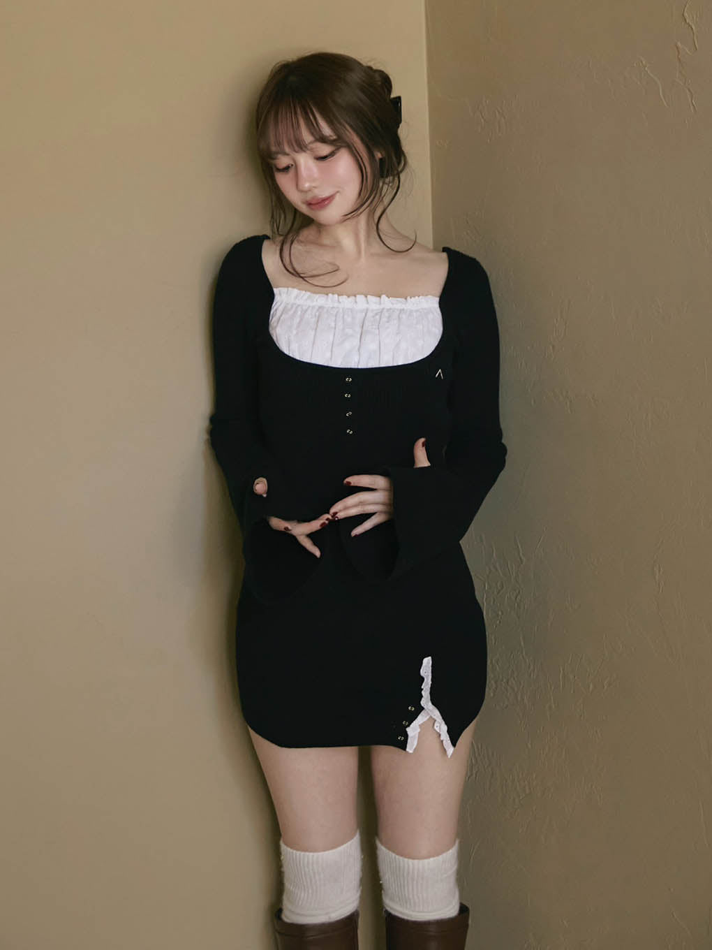 Poppy lace mini dress