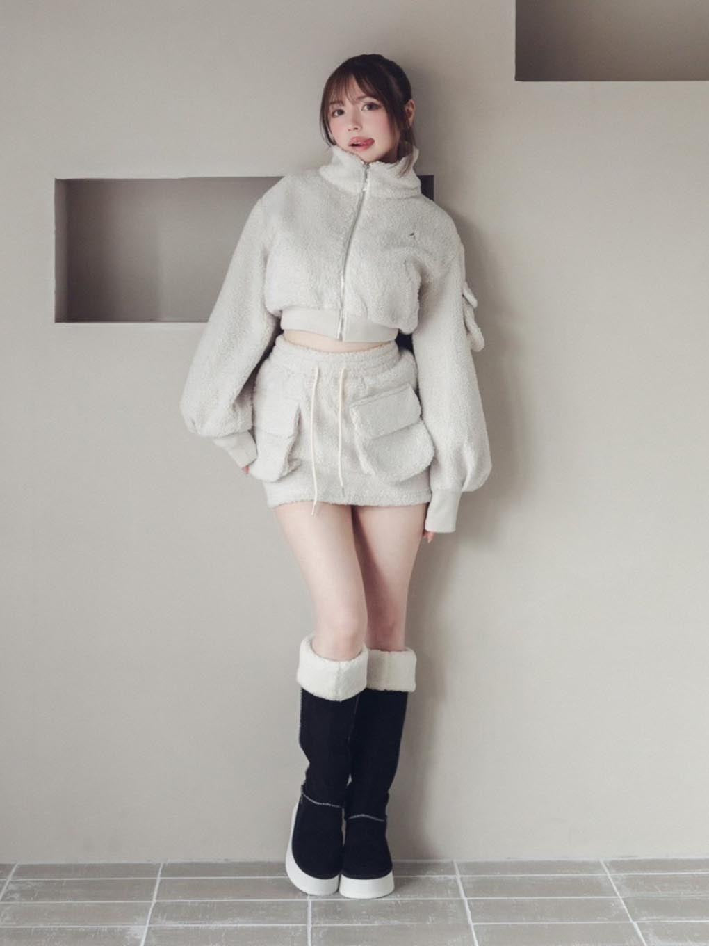 andmary Miffy boa jacket x mini skirt