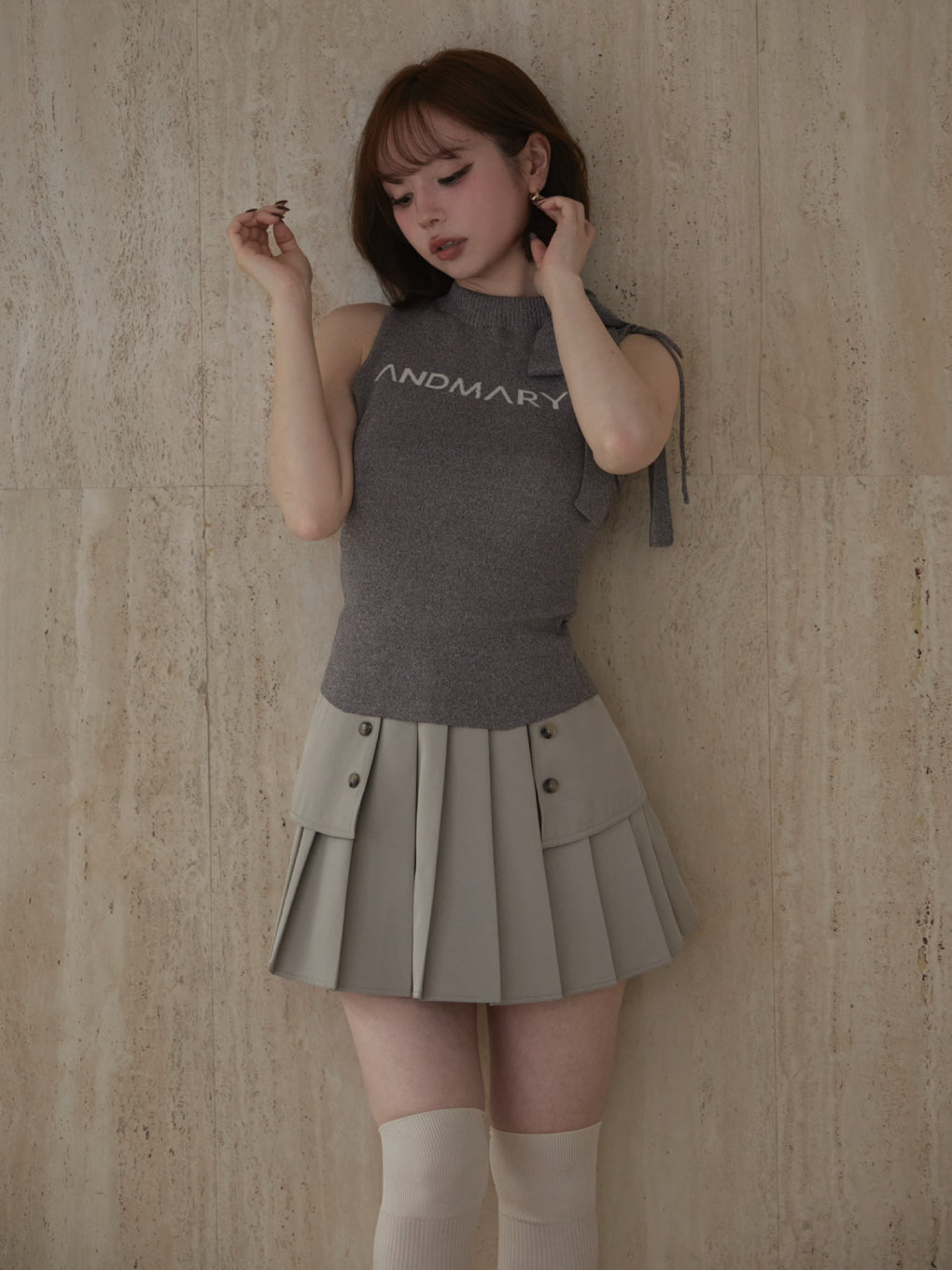 Trench pleats mini skirt