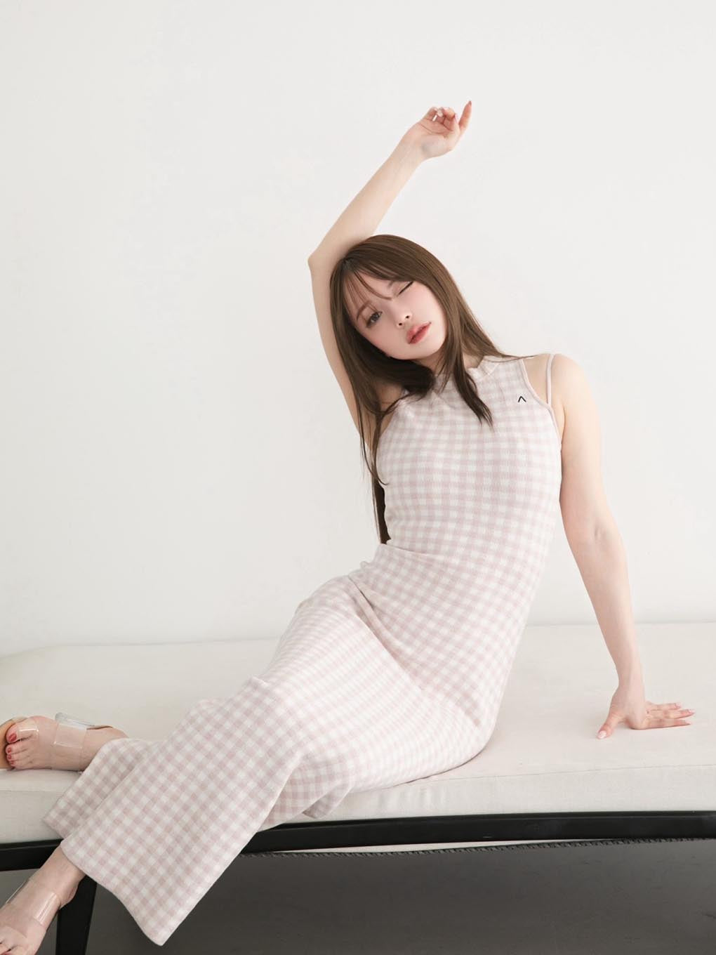 Daisy knit dress