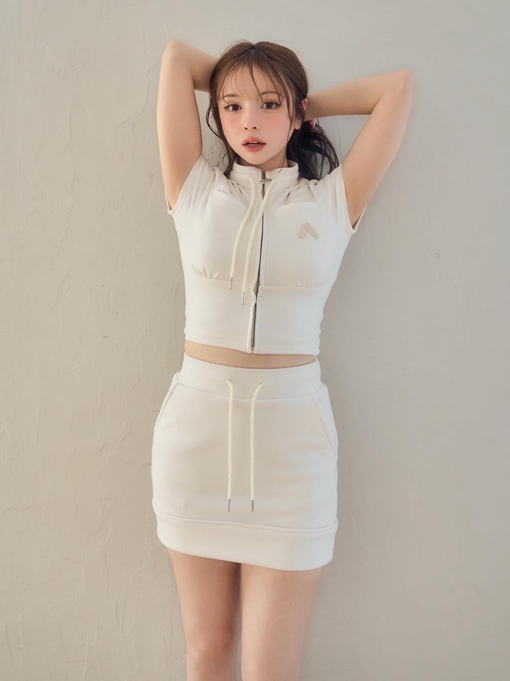 Willow line mini skirt