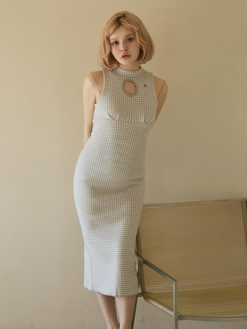 Daisy knit dress