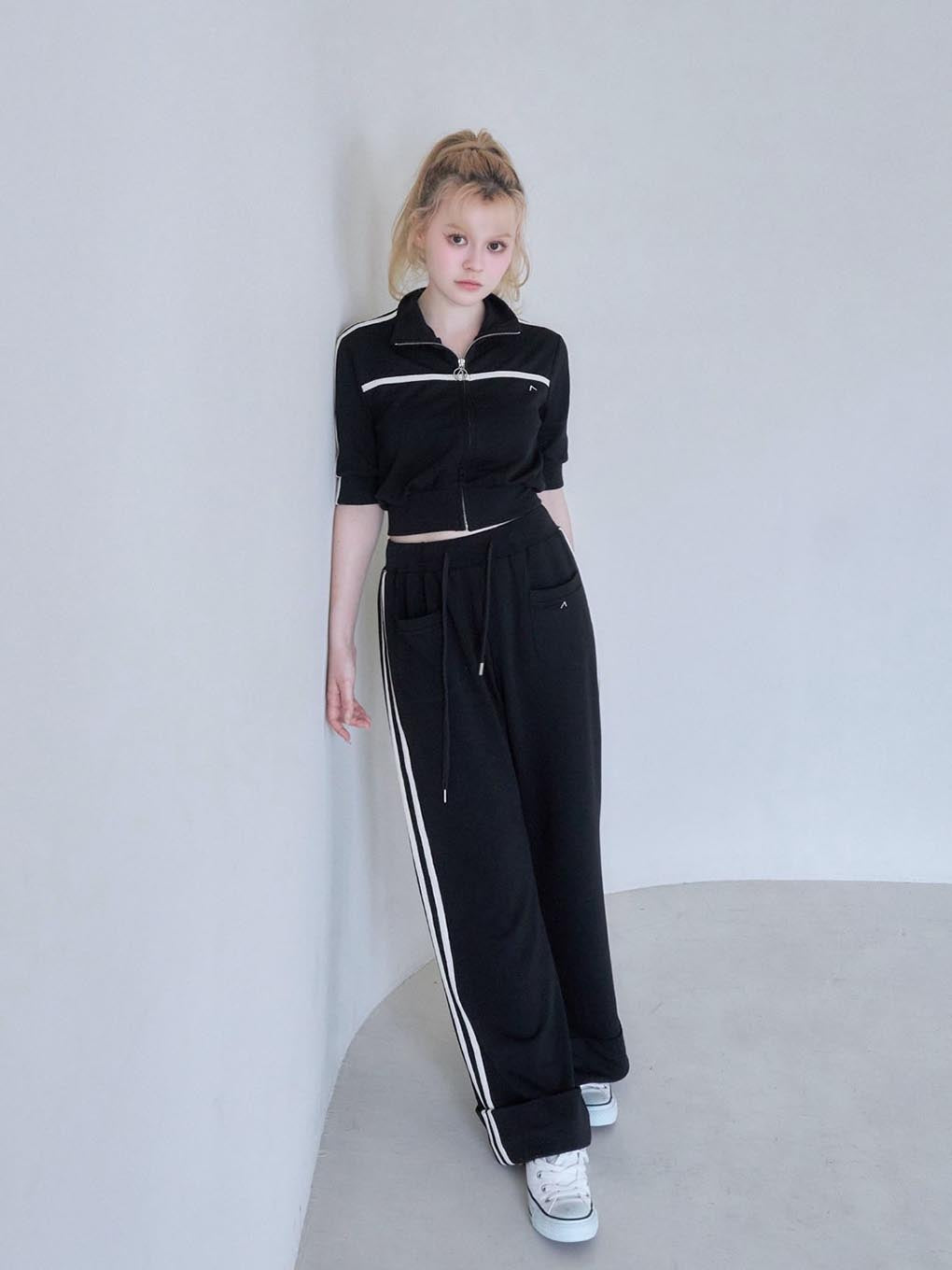 Eve line loose pants