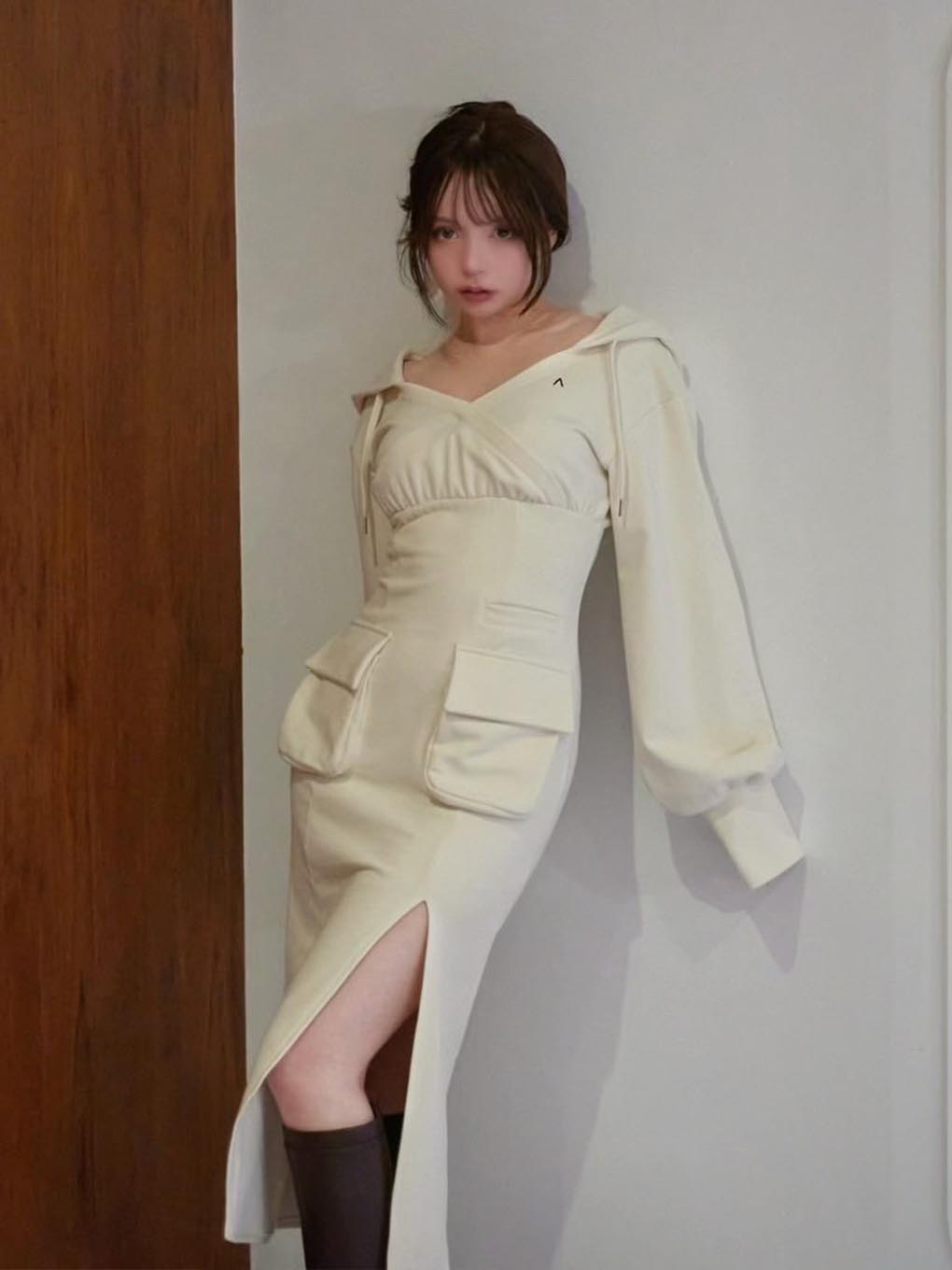 Ami pocket slit dress