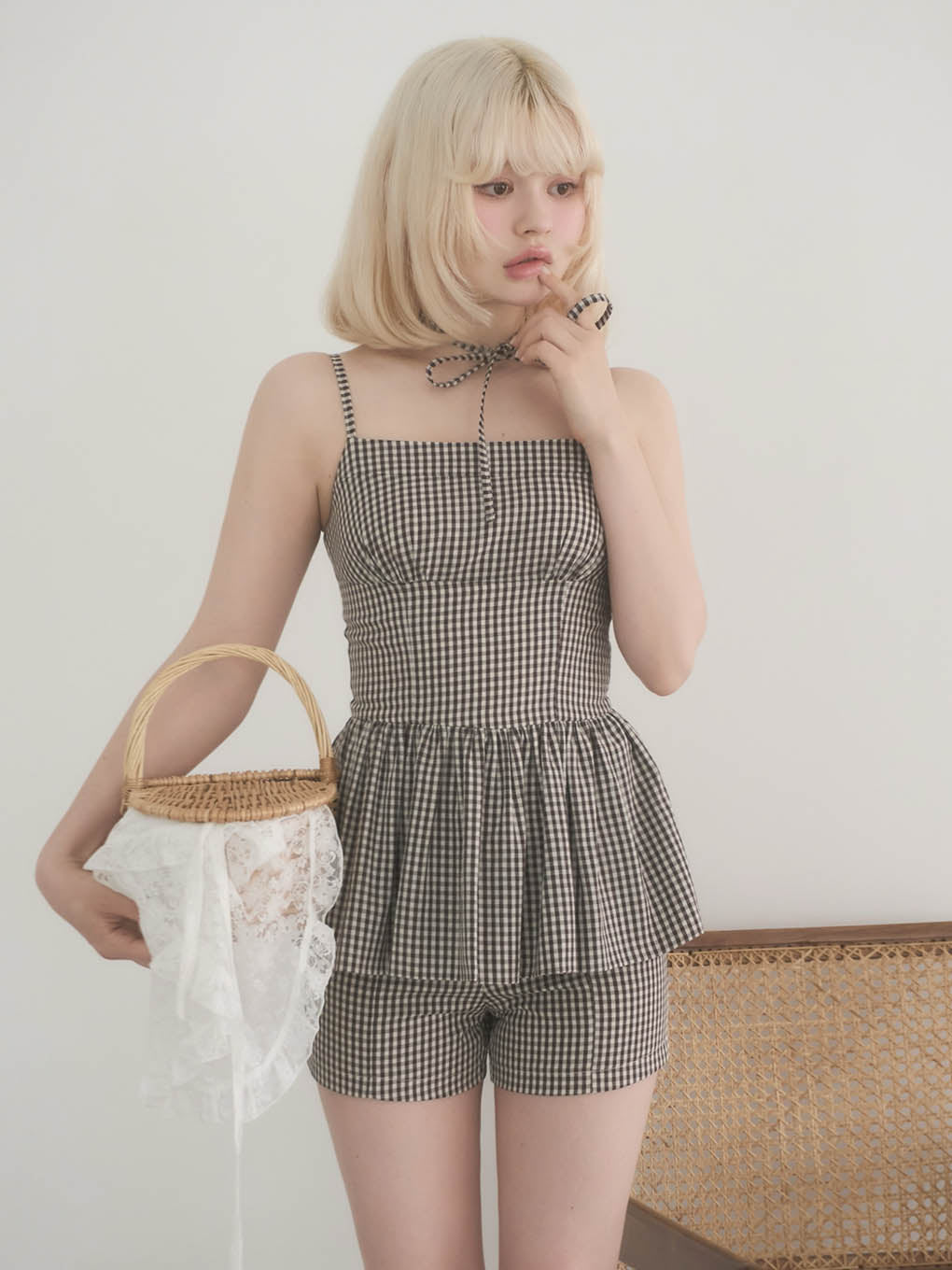 Gingham check set up