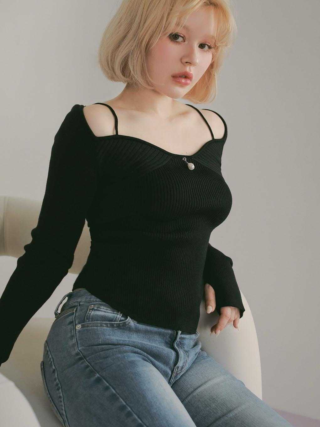 Tear knit tops
