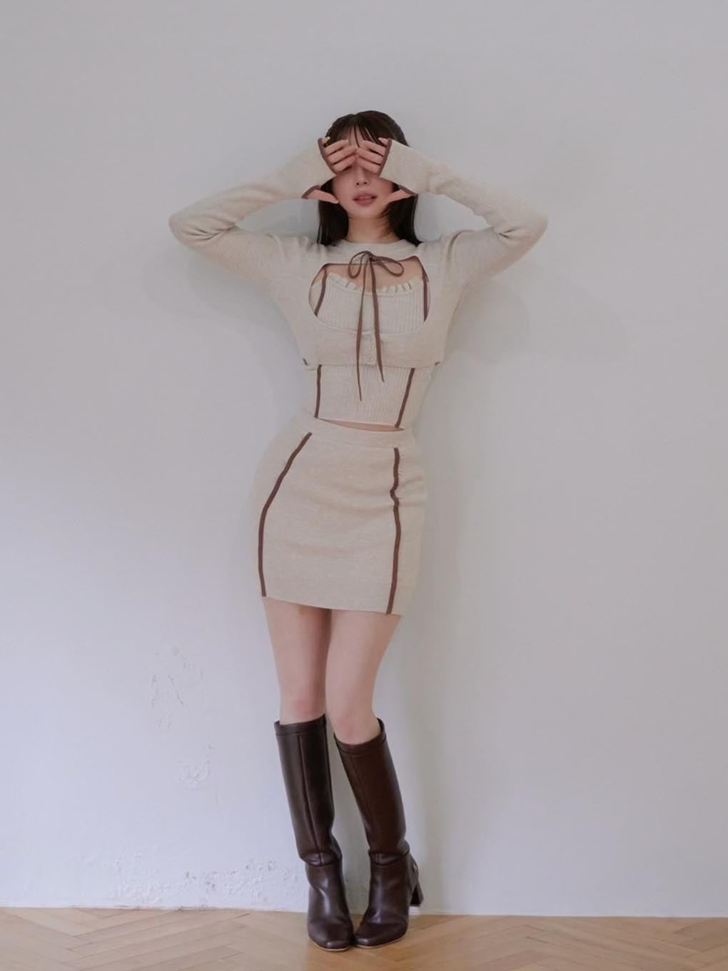 Emily knit mini skirt