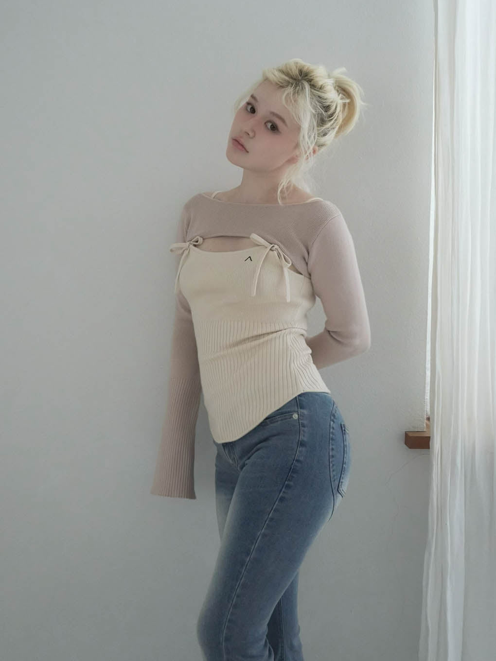 Bebe ribbon set tops