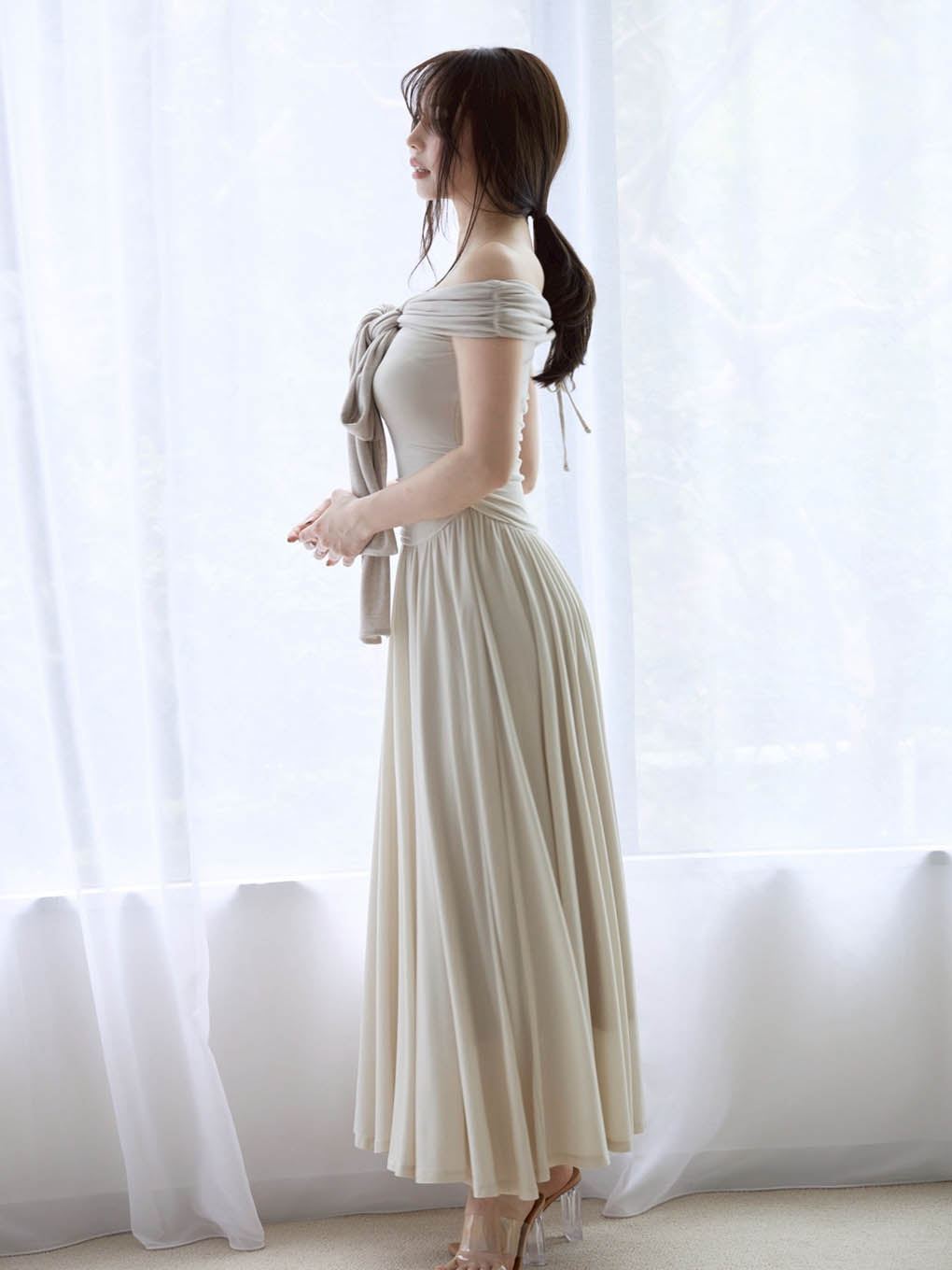 Orga offshoulder dress