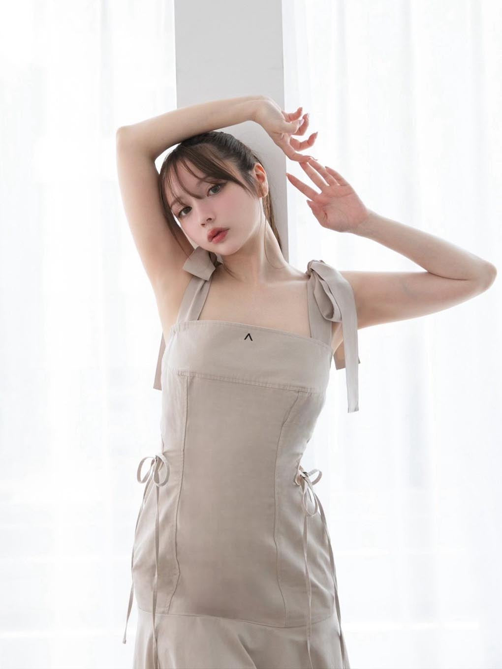 Ann ribbon dress