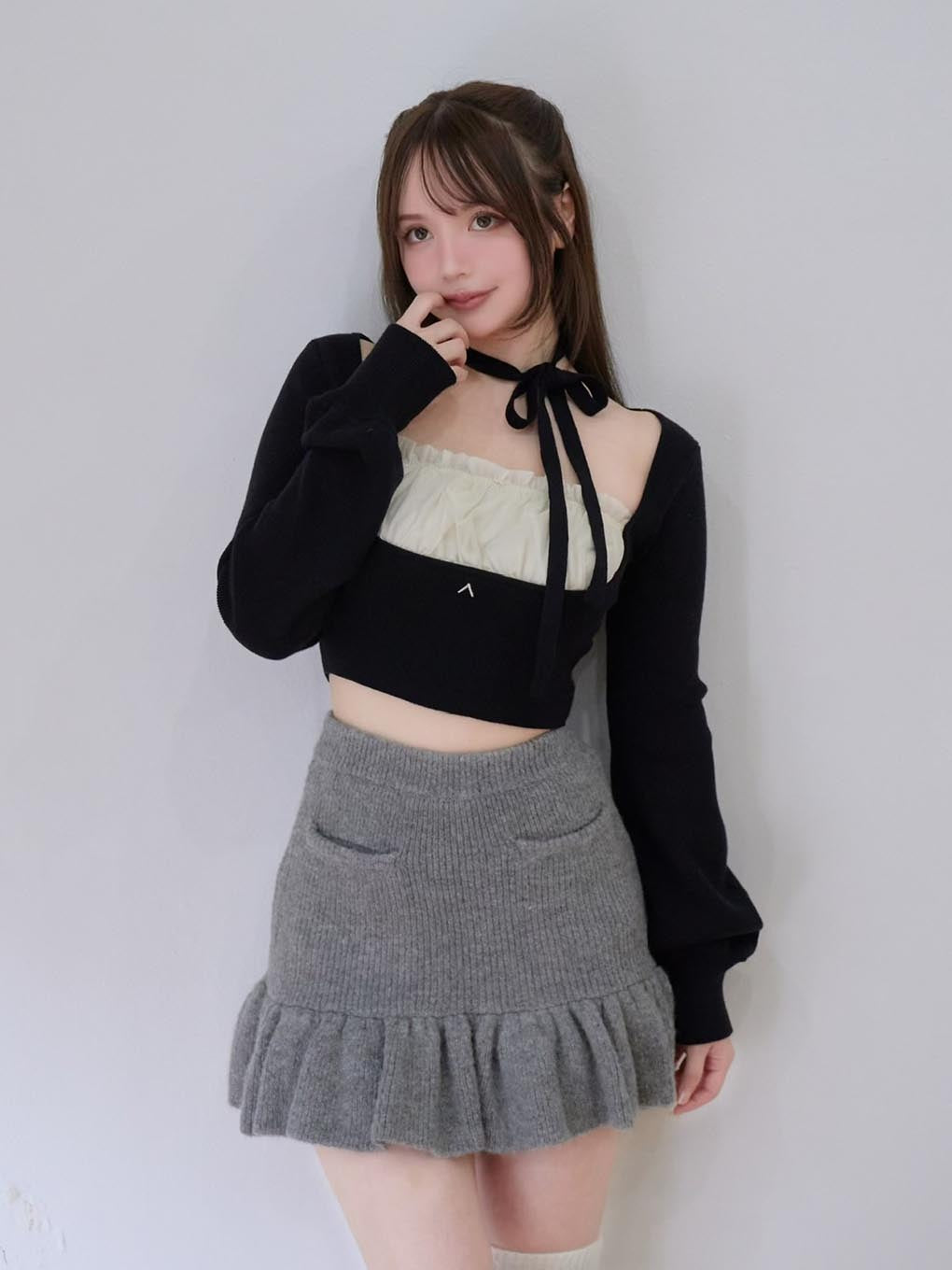 Mew frill tops