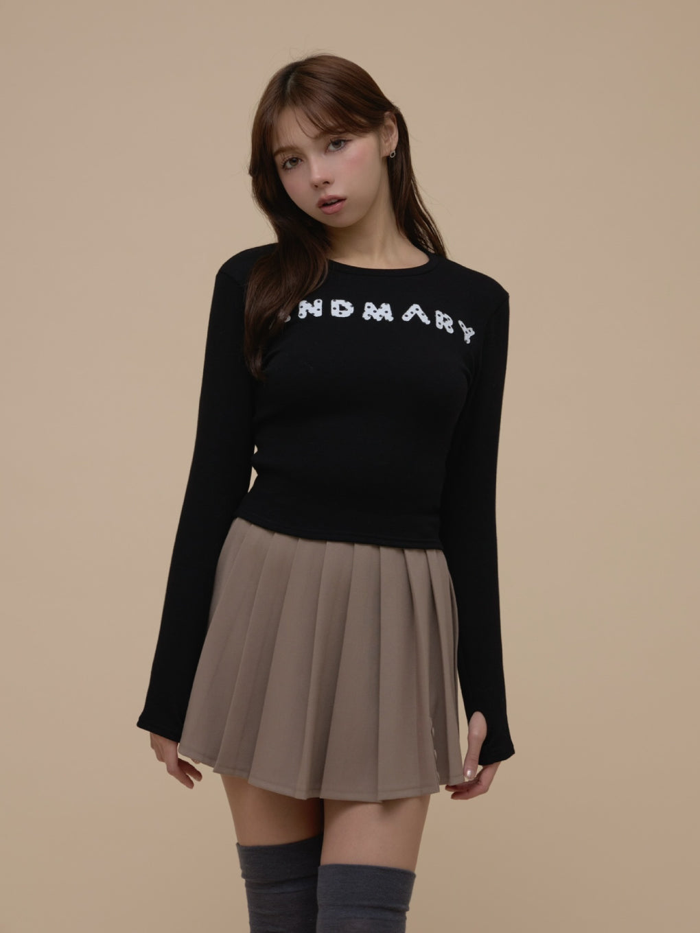 Mary logo pattern tops