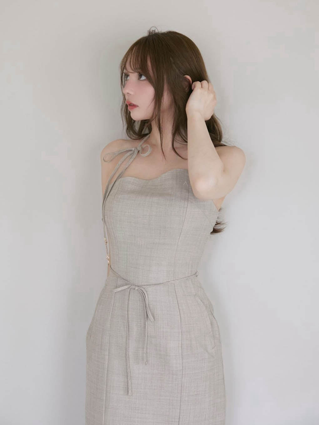 Lana body dress