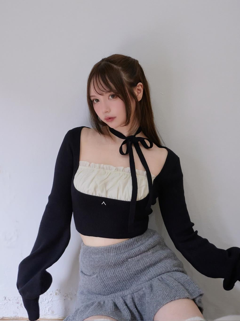 Mew frill tops