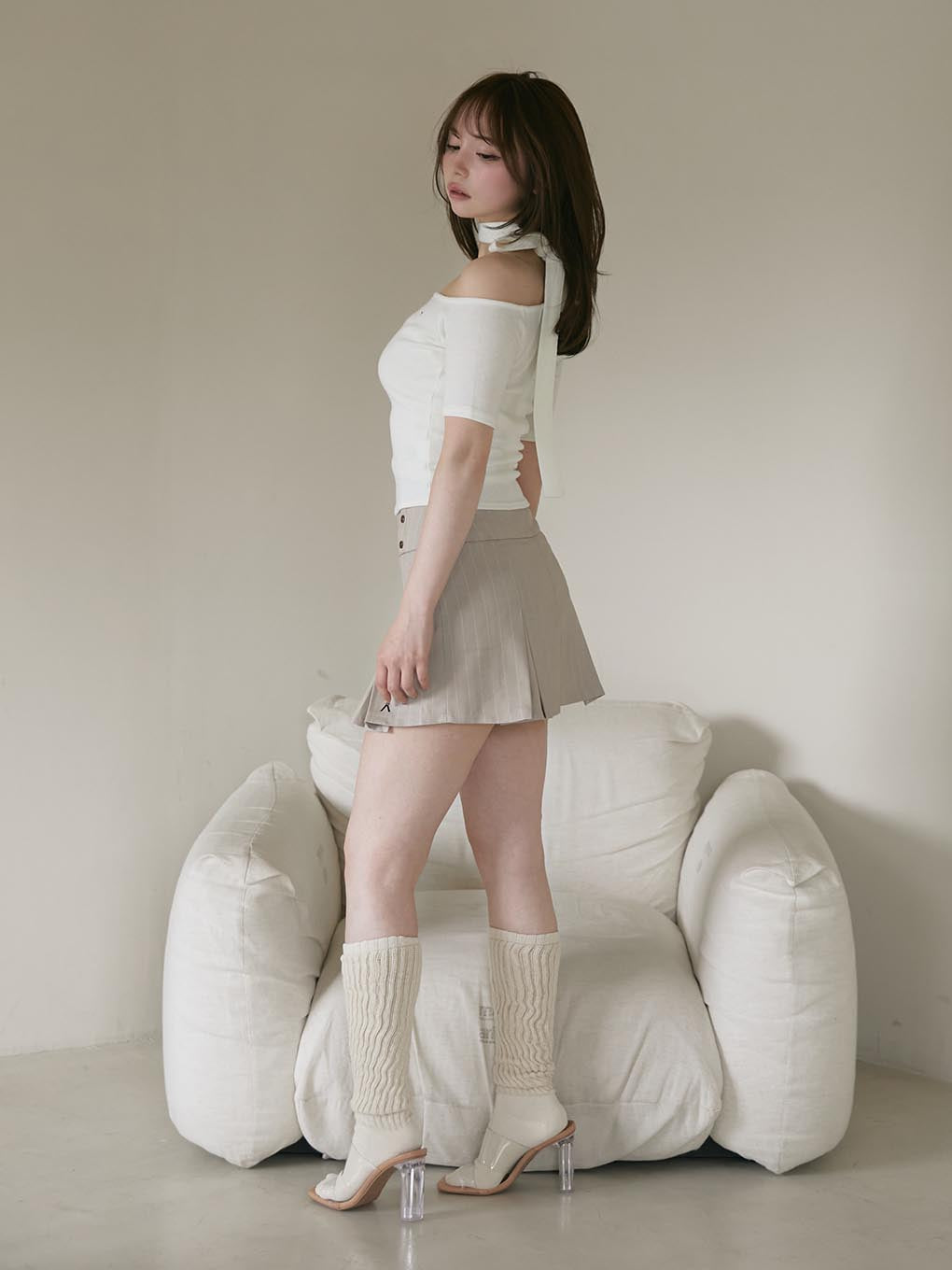 Nana ribbon oneshoulder tops