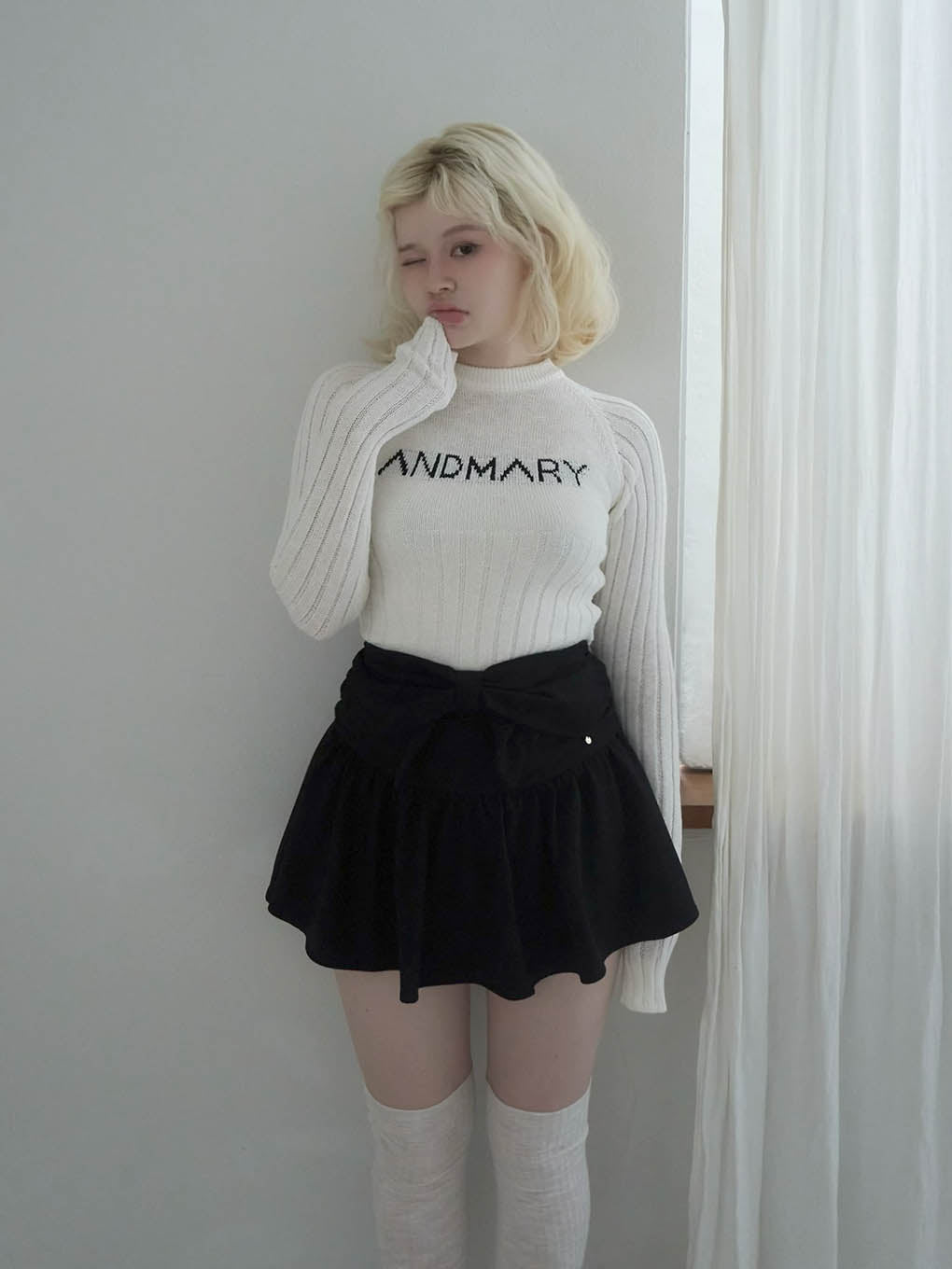 Liz ribbon mini skirt