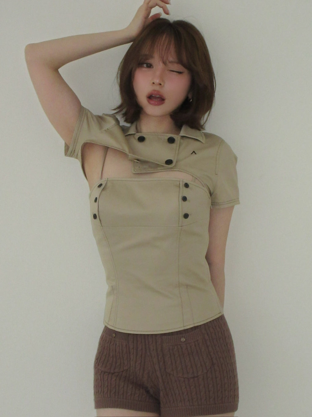 Avery button tops