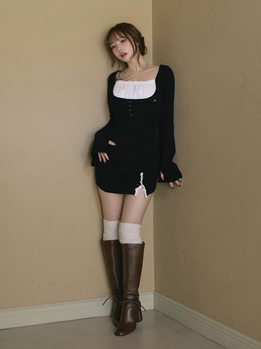 Poppy lace mini dress
