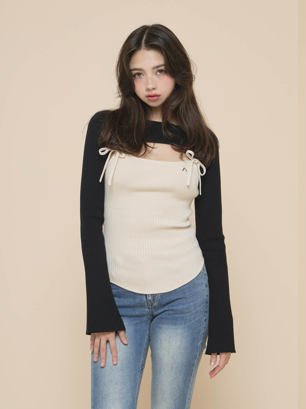 Bebe ribbon set tops