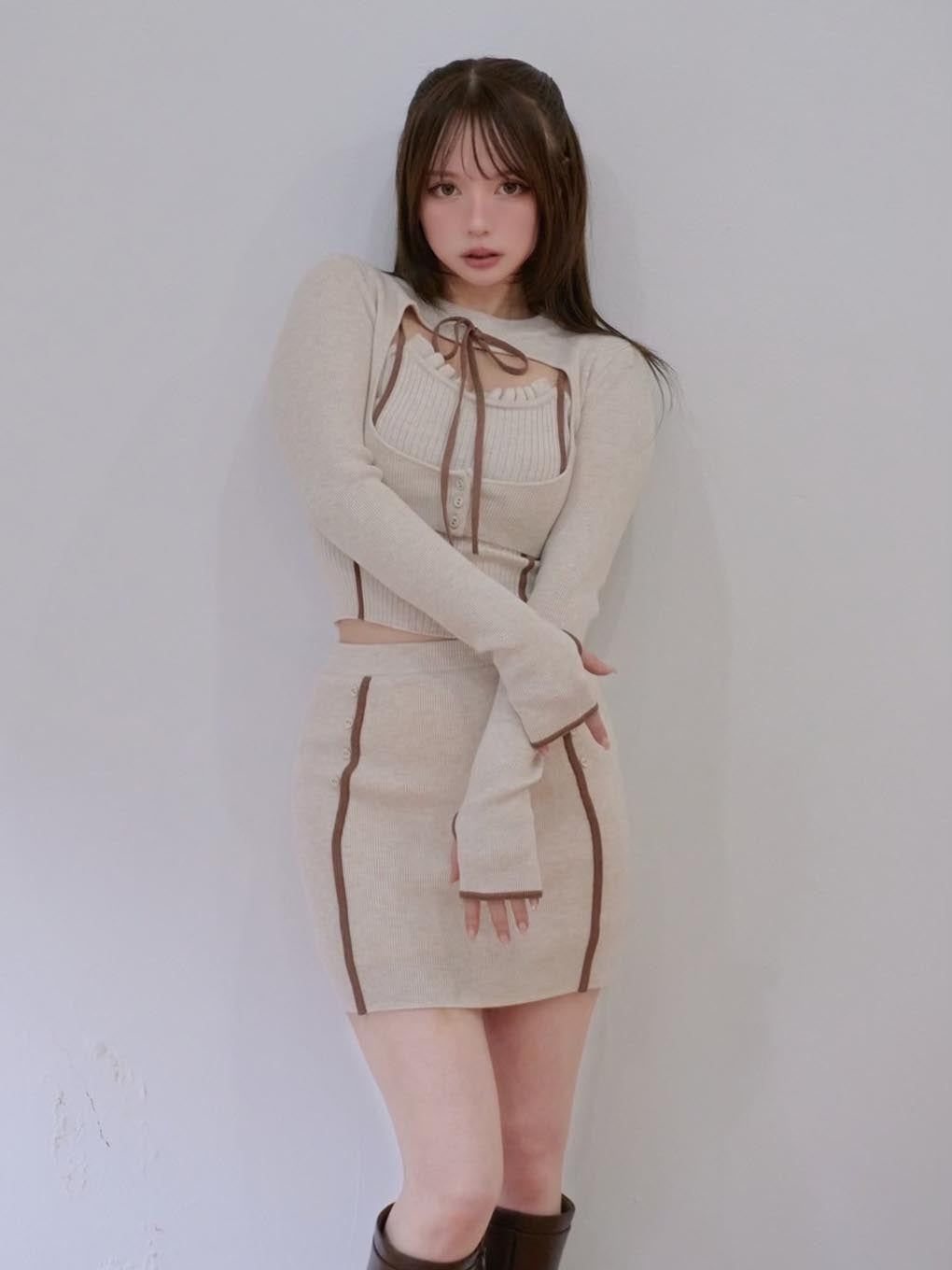 Emily knit mini skirt