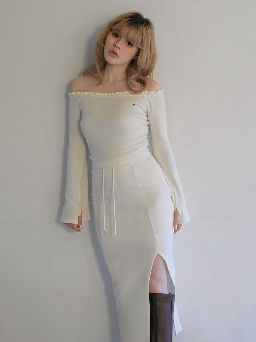 Gwen offshoulder set up