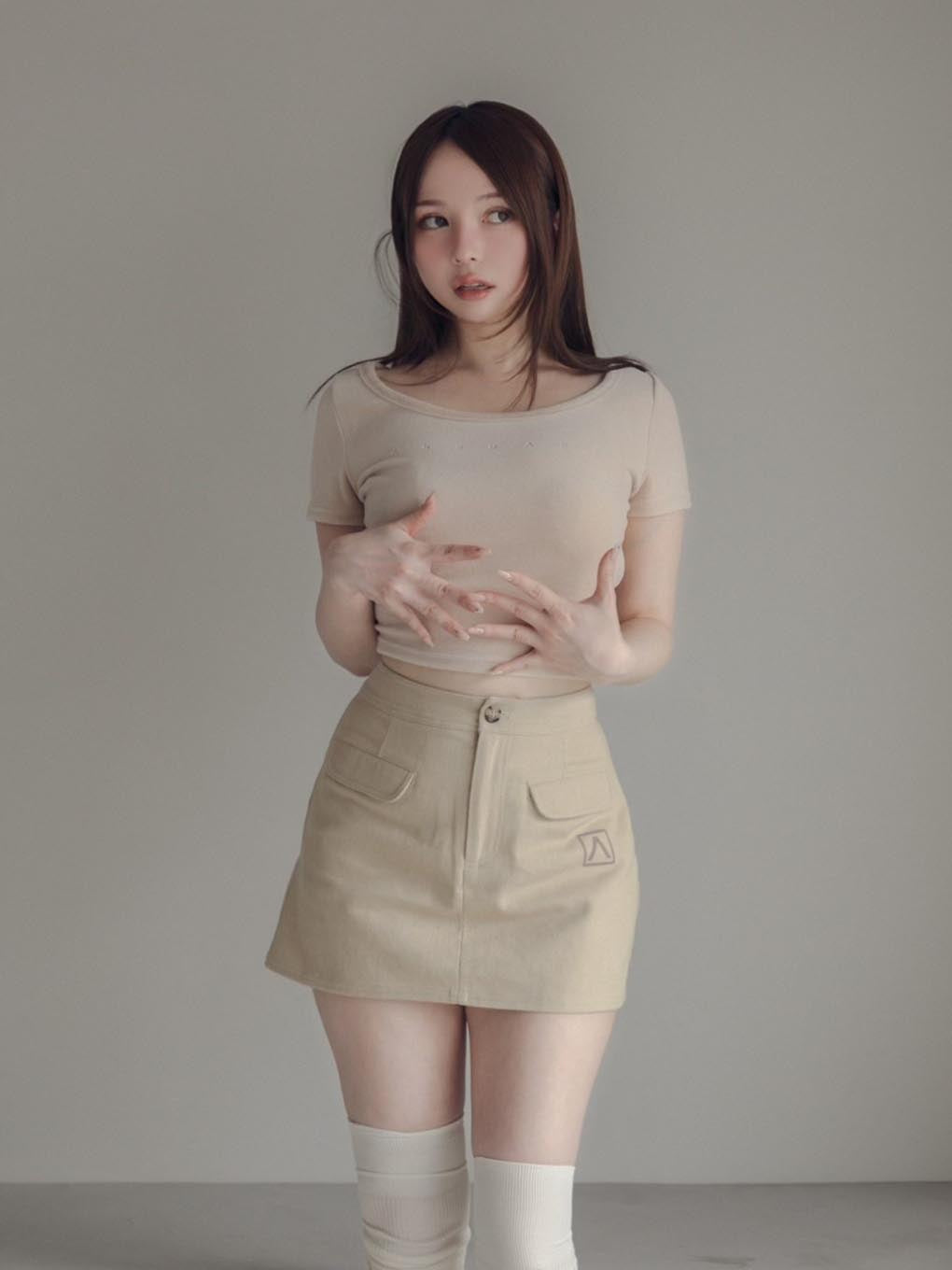 Jane logo mini skirt