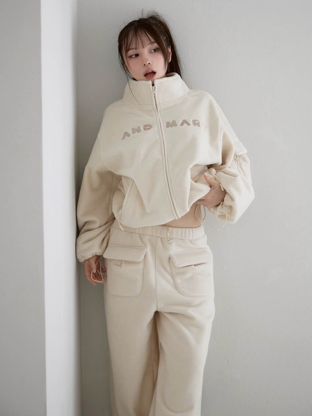 Mary logo fleece pants