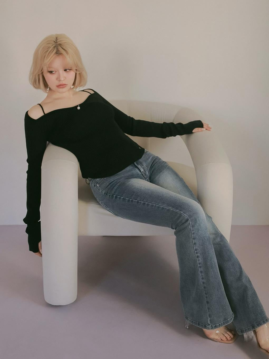 Tear knit tops