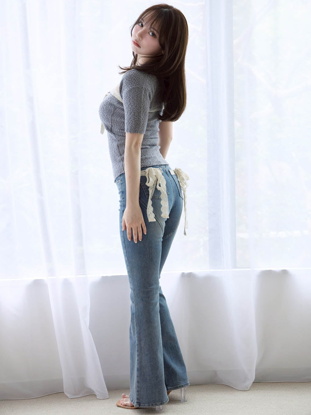 Lacey ribbon heart hip denim