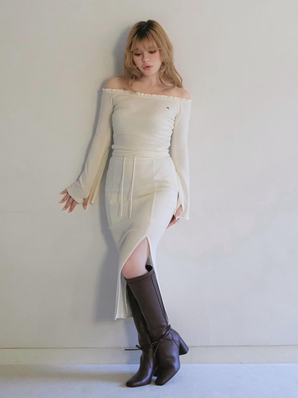 Gwen offshoulder set up